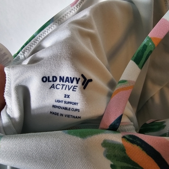 Old Navy Tropical Sports Bra with Removeable Cups Plus Sized Women's 2X NWT - Picture 4 of 7